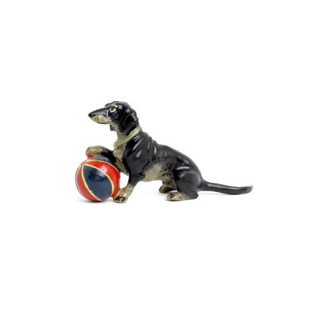 Dackel mit Ball