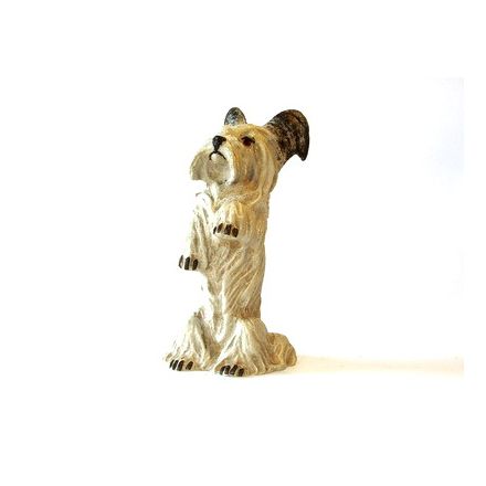 Skye Terrier aufr./sitz.